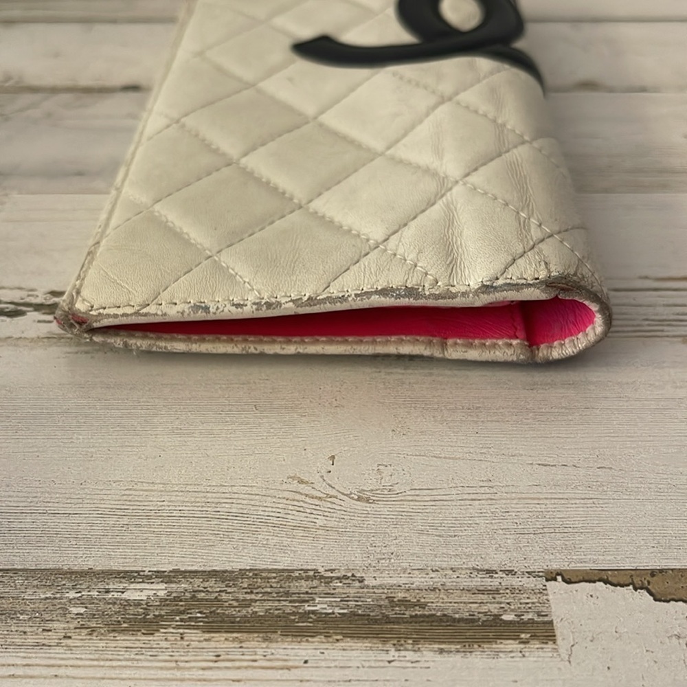 CHANEL Cambon Long Wallet White Quilted Leather Black CC Pink Interior - Picture 7 of 14